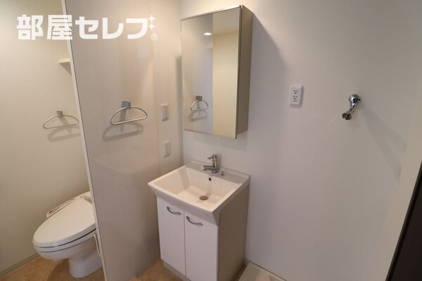 ウォシュレットつきのトイレです