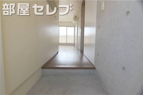 ドアが可愛い玄関です。