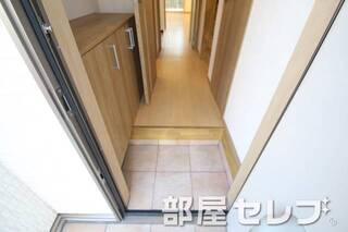 玄関はお部屋の顔ですね。