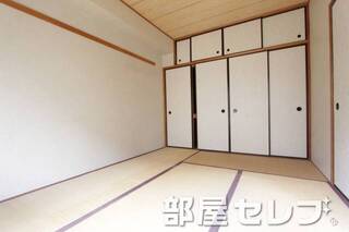 和室でのんびりと。