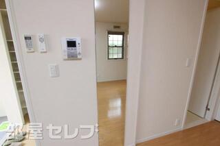 姿見鏡もあります。