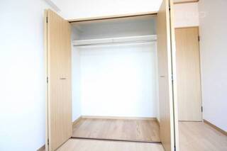 写真は別のお部屋のものです。