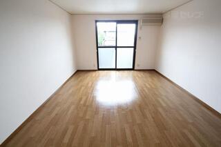 エアコン設備付きで快適な暮らしができます。
