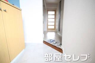玄関口。