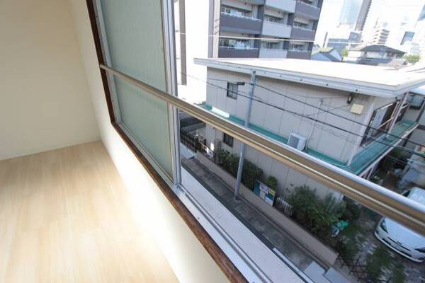 ベランダはございませんが