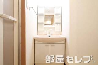 洗髪洗面化粧台の独立洗面所です。イメージ写真