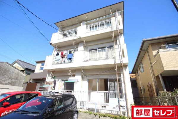 堂々とした外観。