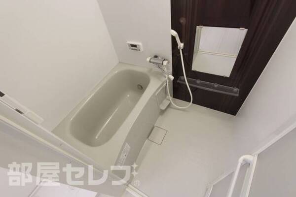 モデルルーム写真参照