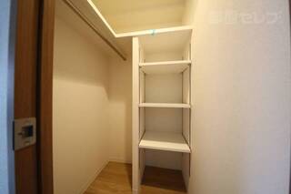 階数によって色味が違う可能性があります。