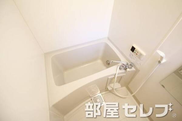 お風呂もキレイにしています。