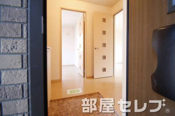 玄関口。