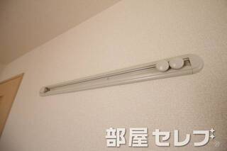ハンガー掛け。