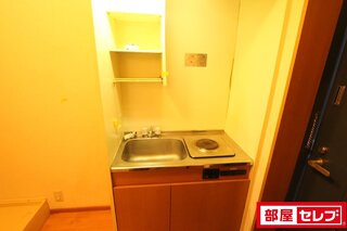電気コンロ付きキッチン