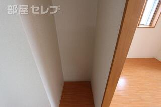 キッチン横冷蔵庫置き