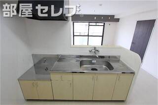 2口コンロ設置可カウンターキッチンです。