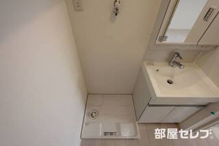 洗濯機はこちらへ
