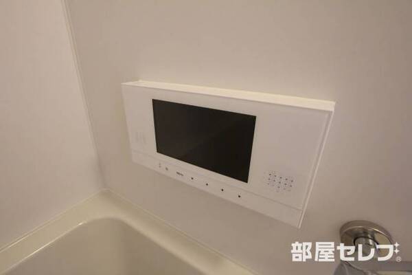 浴室で給湯調整ができます