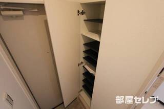 履物がたくさん入ります