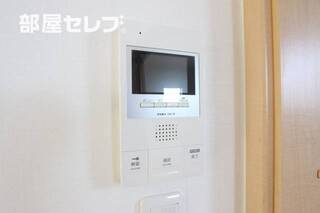 ※階によりアクセントクロスが異なります。（302号室写真）