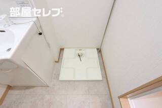 ※階によりアクセントクロスが異なります。（302号室写真）