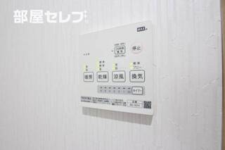 ※階によりアクセントクロスが異なります。（302号室写真）