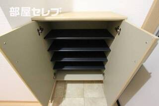 ※階によりアクセントクロスが異なります。（302号室写真）