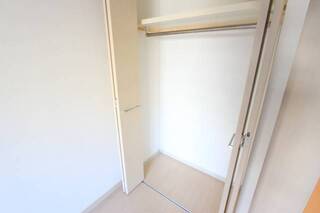 収納も上に棚があって便利です。