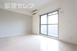 クリーニング中ですがリフォーム入ります。