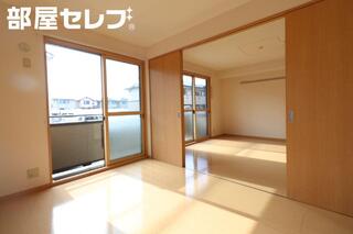 ※103号室内装写真参照