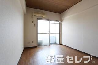 明るいお部屋です。