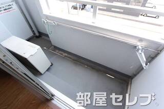 奥行きのあるベランダです。