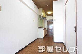 冷蔵庫置場です。