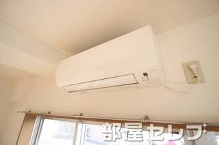 冷暖房完備でいつでも快適です。