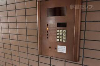 オートロックです