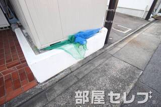 ゴミ置き場。