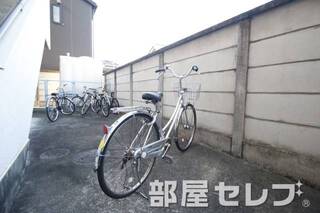 自転車置場。