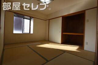 独立洗面台で朝の身支度もばっちり