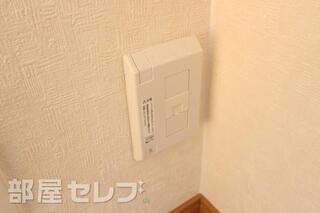 光回線も利用できます（別途プロパイダ契約必須）