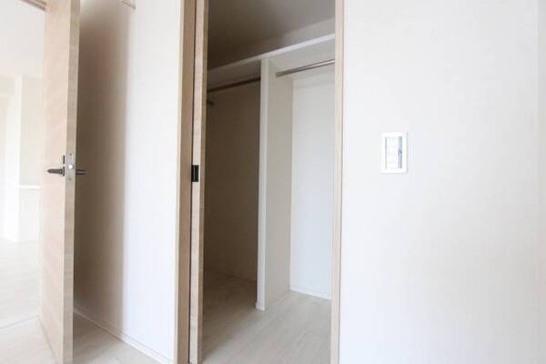 ※写真は別の部屋のものです