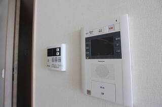 ※写真は別の部屋のものです