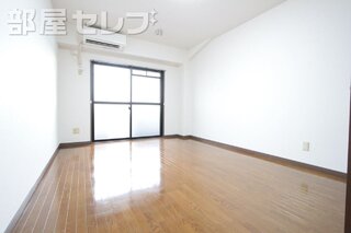 フローリングのお部屋です。