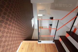 カラフルで遊び心のある居室です。