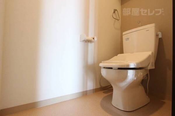 ウォシュレットつきのトイレです