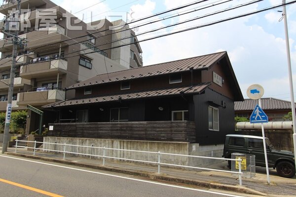 建築当時の趣を残しつつ、外観を綺麗にしました。