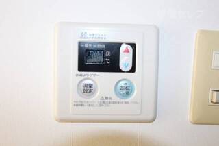 205号室内装写真参照