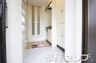 玄関口。
