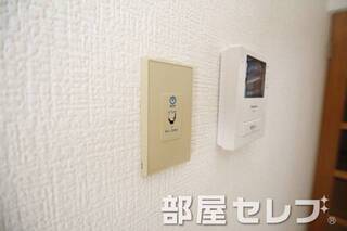 電話回線。