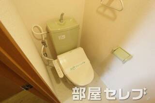 人気の温水洗浄便座です。