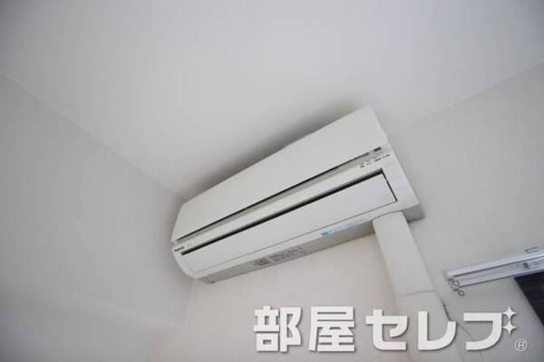エアコン付きで快適な生活を。。