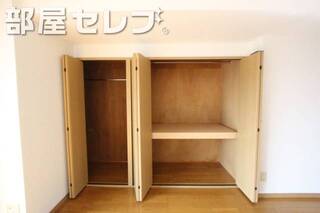 器も広く使い勝手の良い洗面台です。
